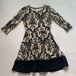 NWOT Gilli Black and Cream A-line Dress